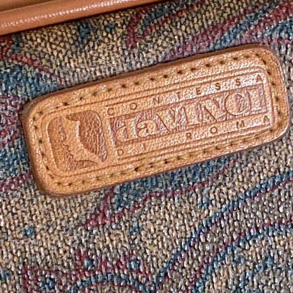 Contessa Da Vinci Paisley Print Faux Leather Crossbody & 2 Matching Clutches - Picture 6 of 15